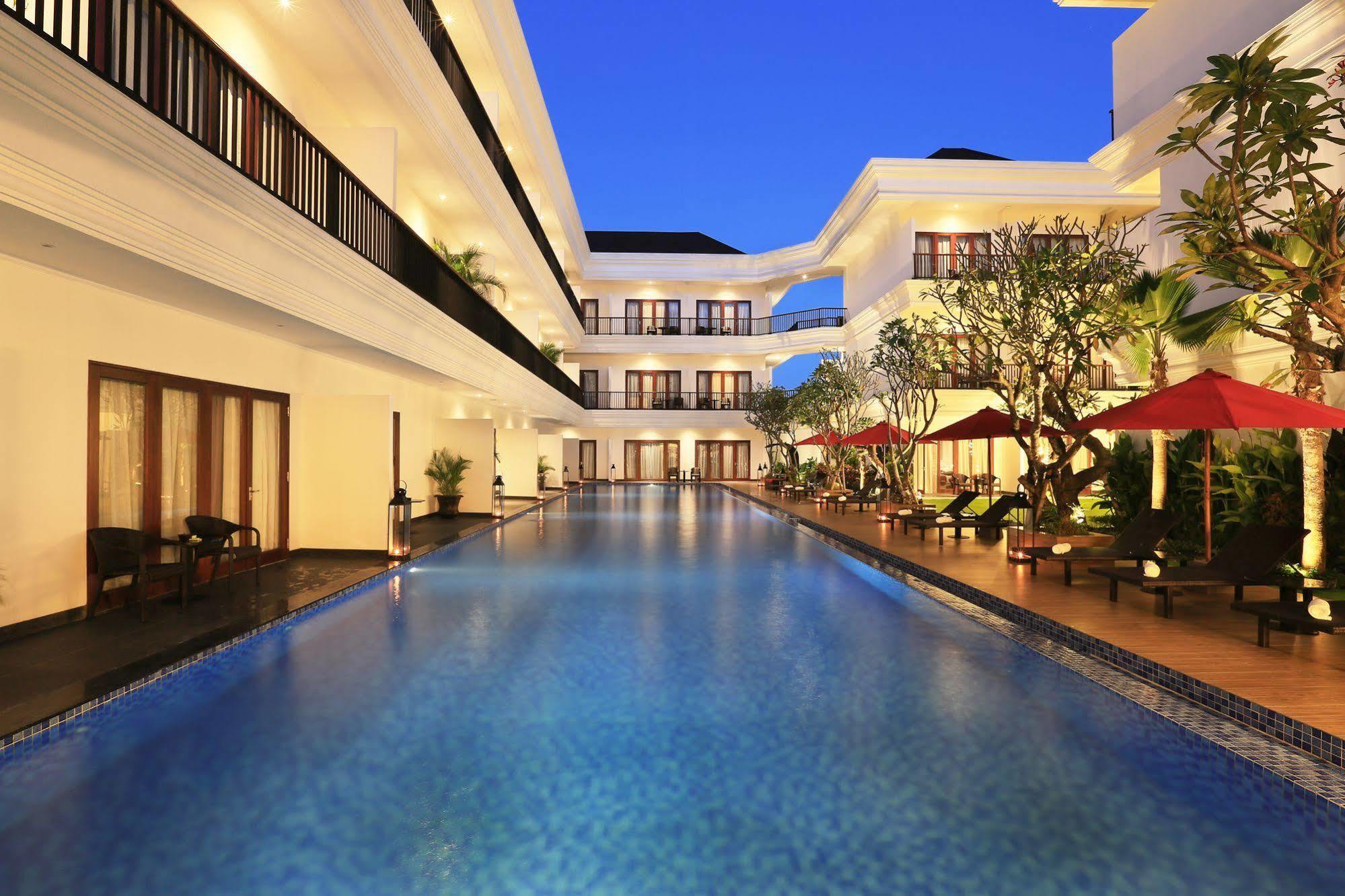 Hotel Grand Palace - Bali
