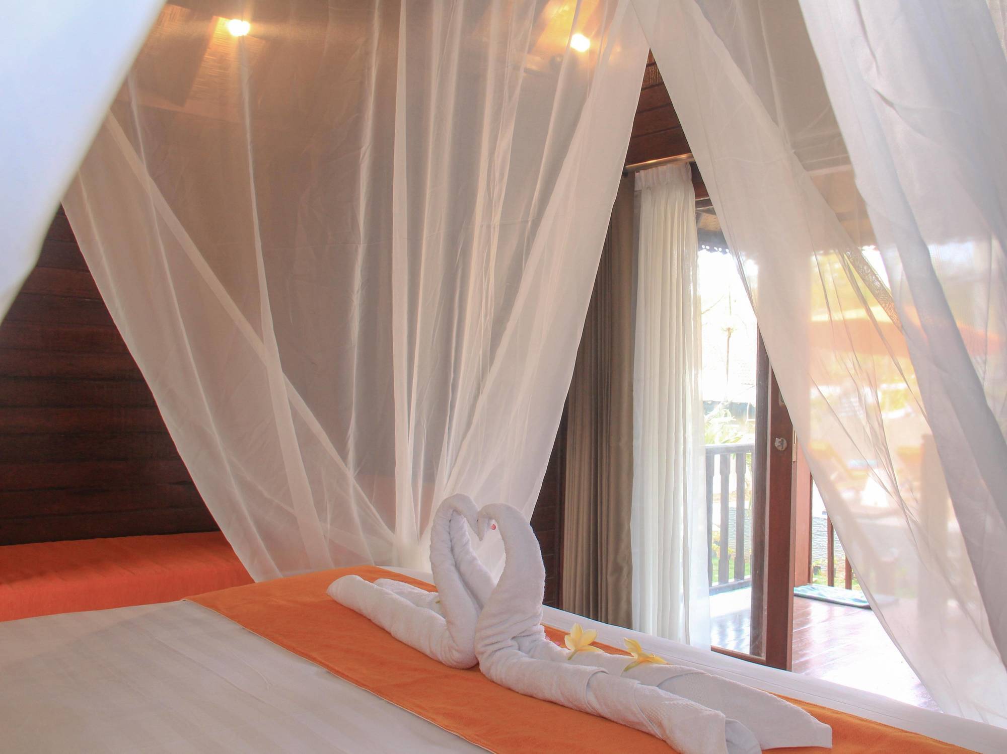 Dinatah Lembongan Villas Hotel 4*