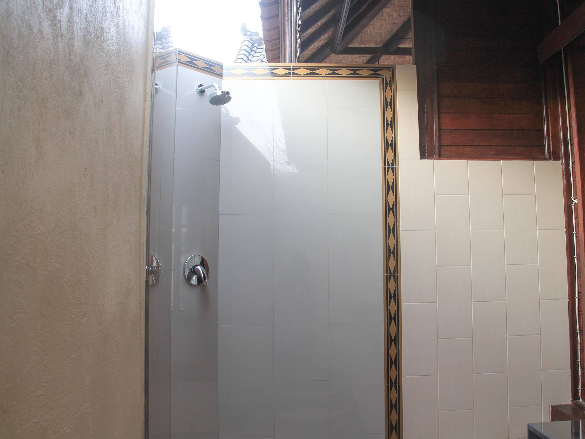Hotel Dinatah Lembongan Villas Nusa Lembongan (Bali)
