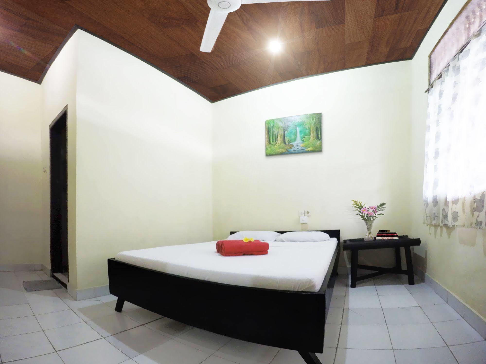 Bali Manik 2*