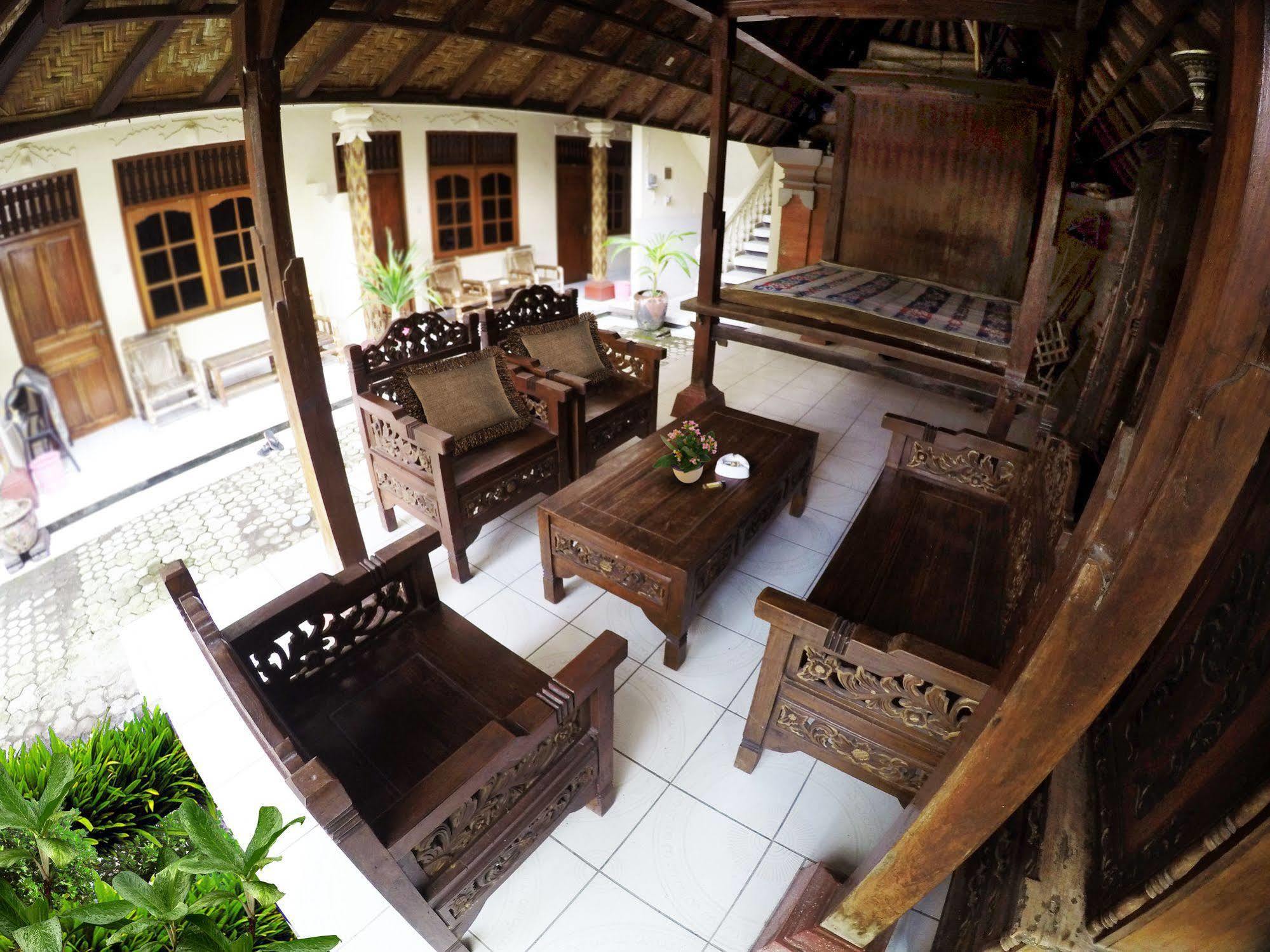 Bali Manik 2*