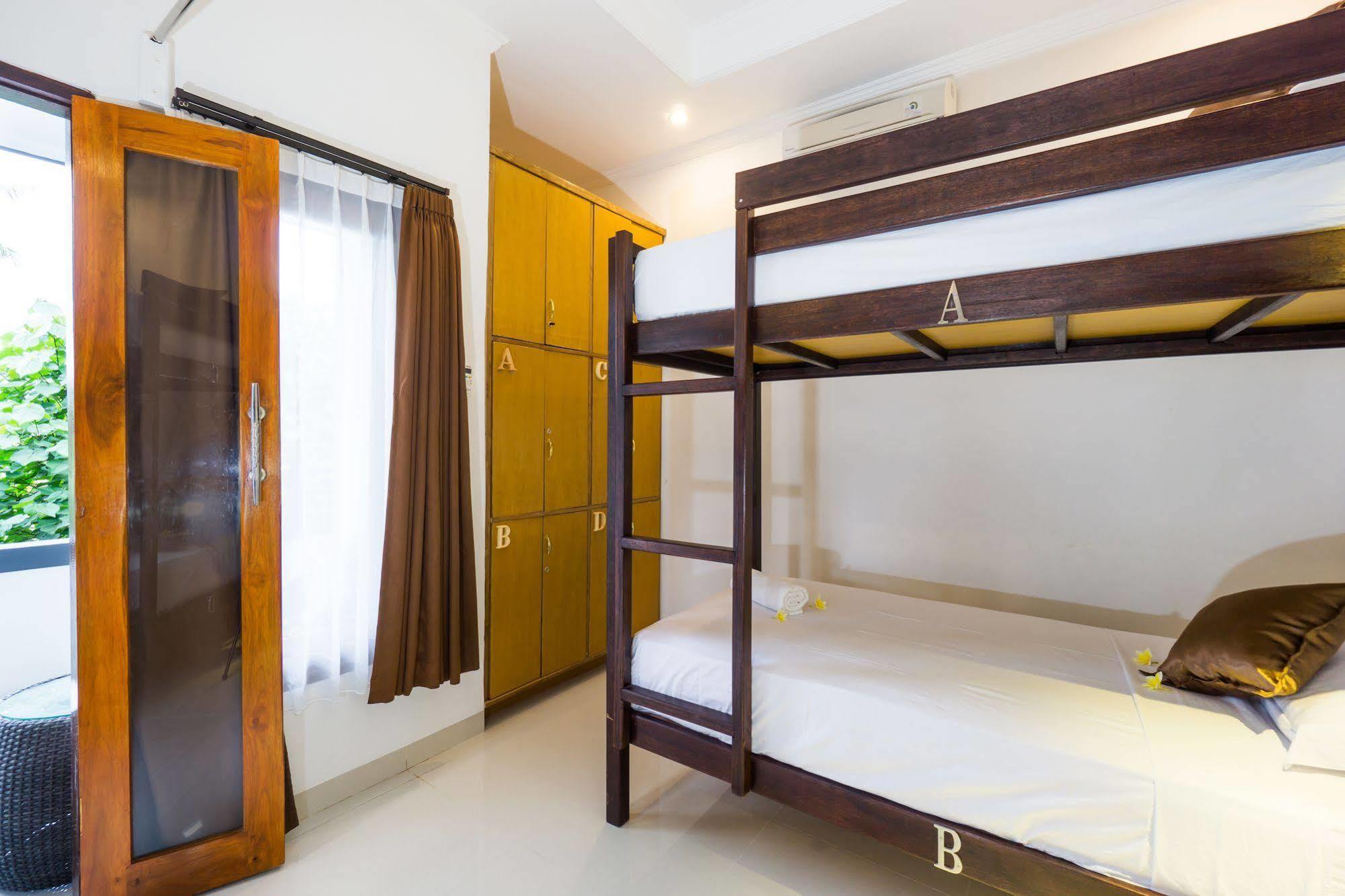 Homestay Nyuh Gading Lembongan *