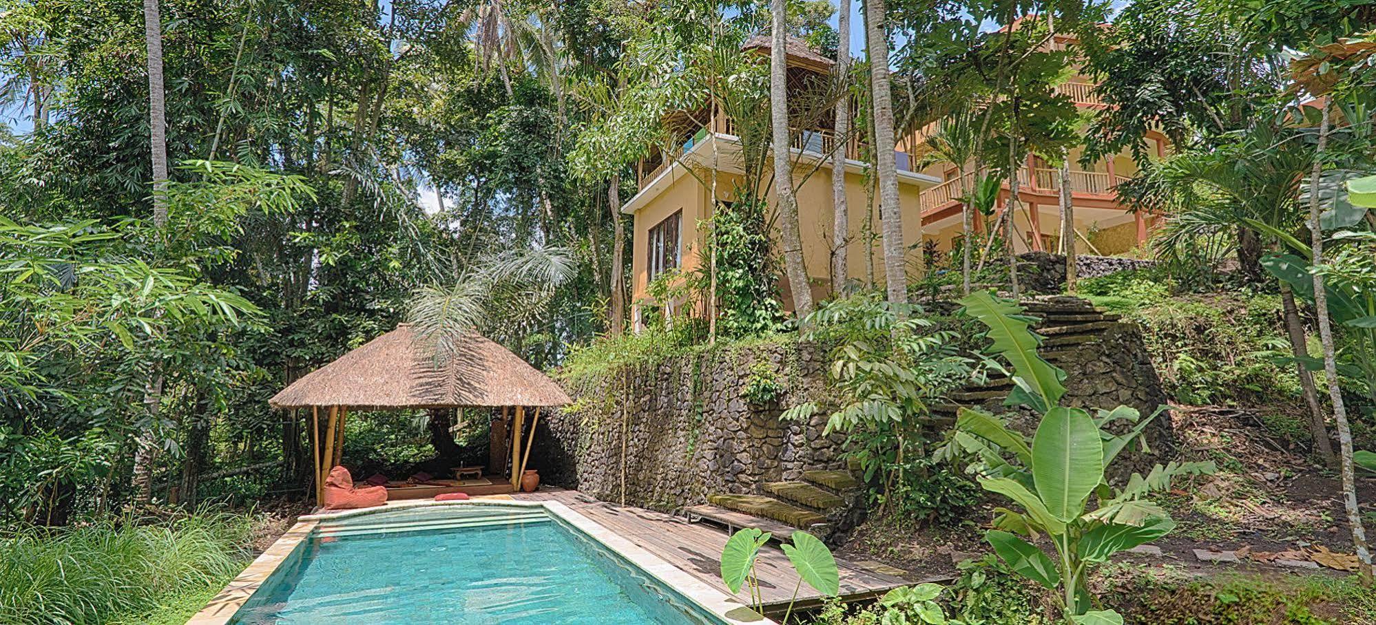 Shanti Toya Ashram Resort Mambal
