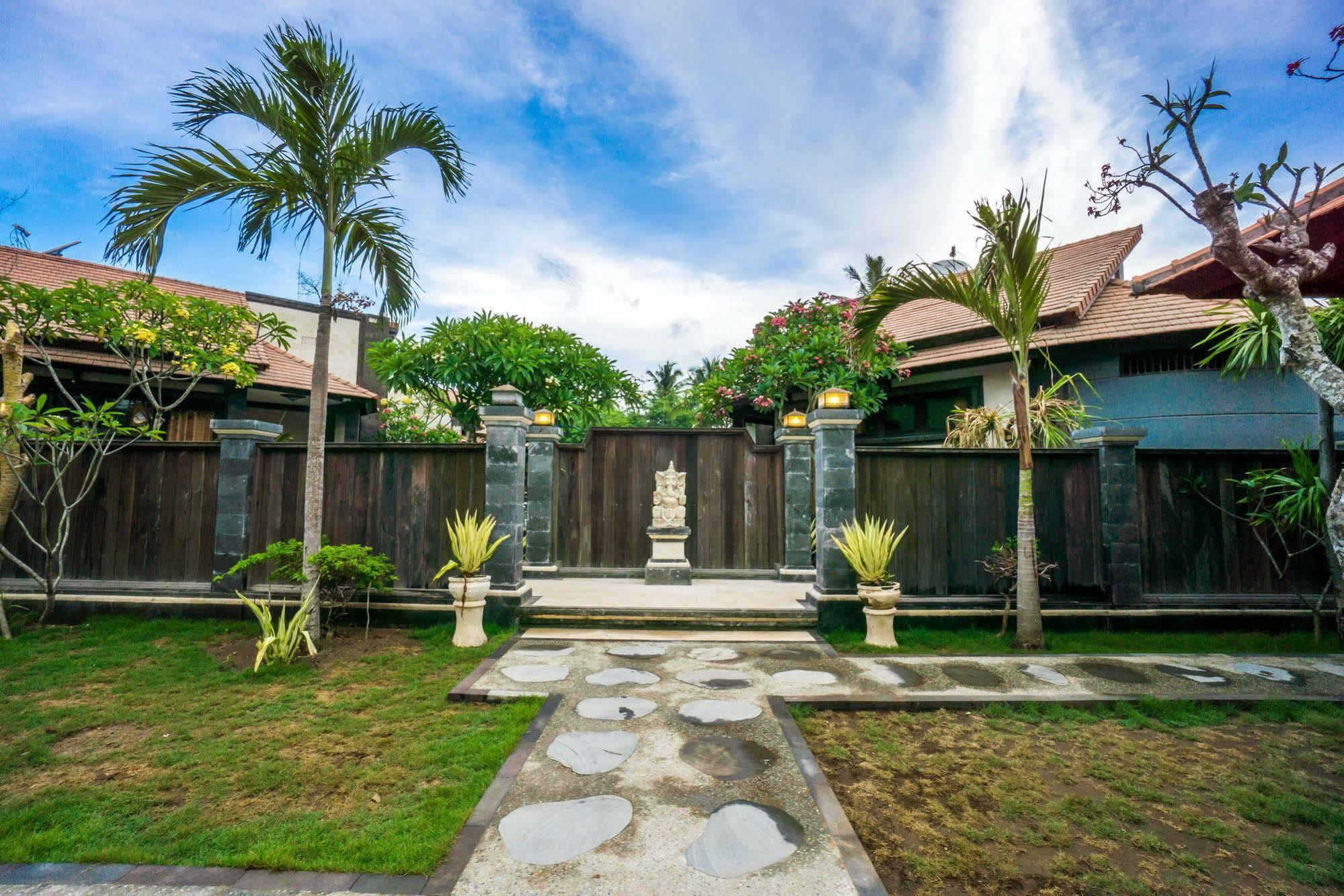 Baruna Frangipani 3*