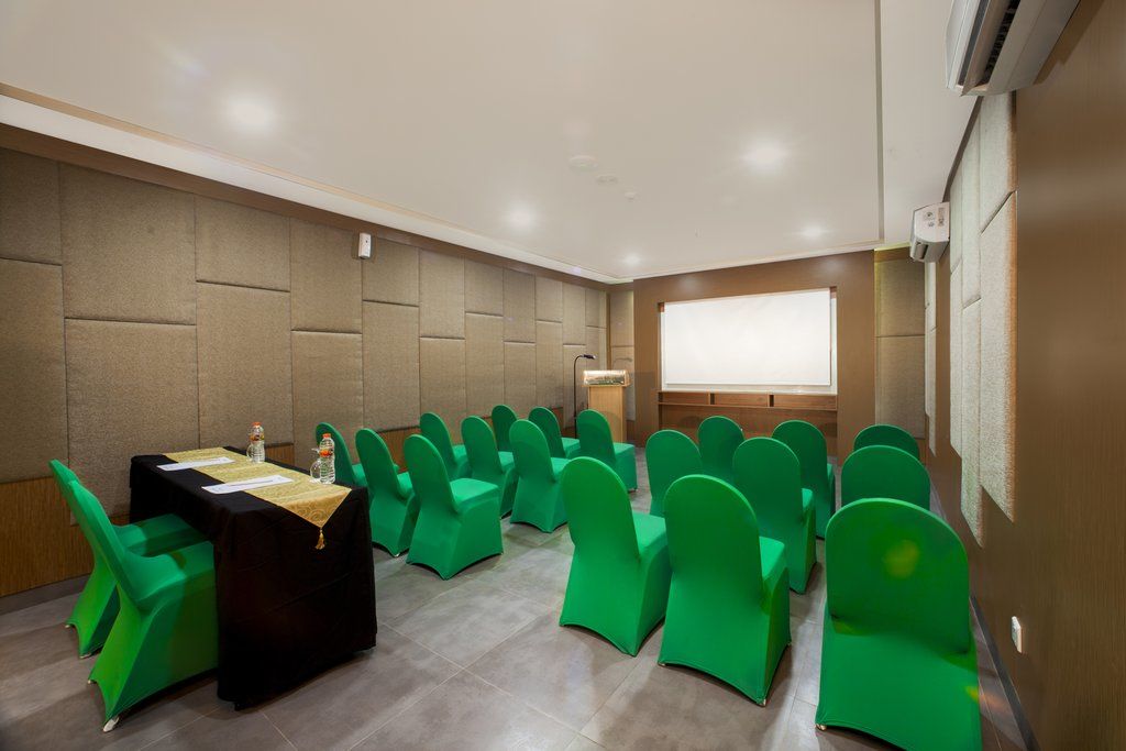 Hotel Swiss-belexpress Kuta 3*