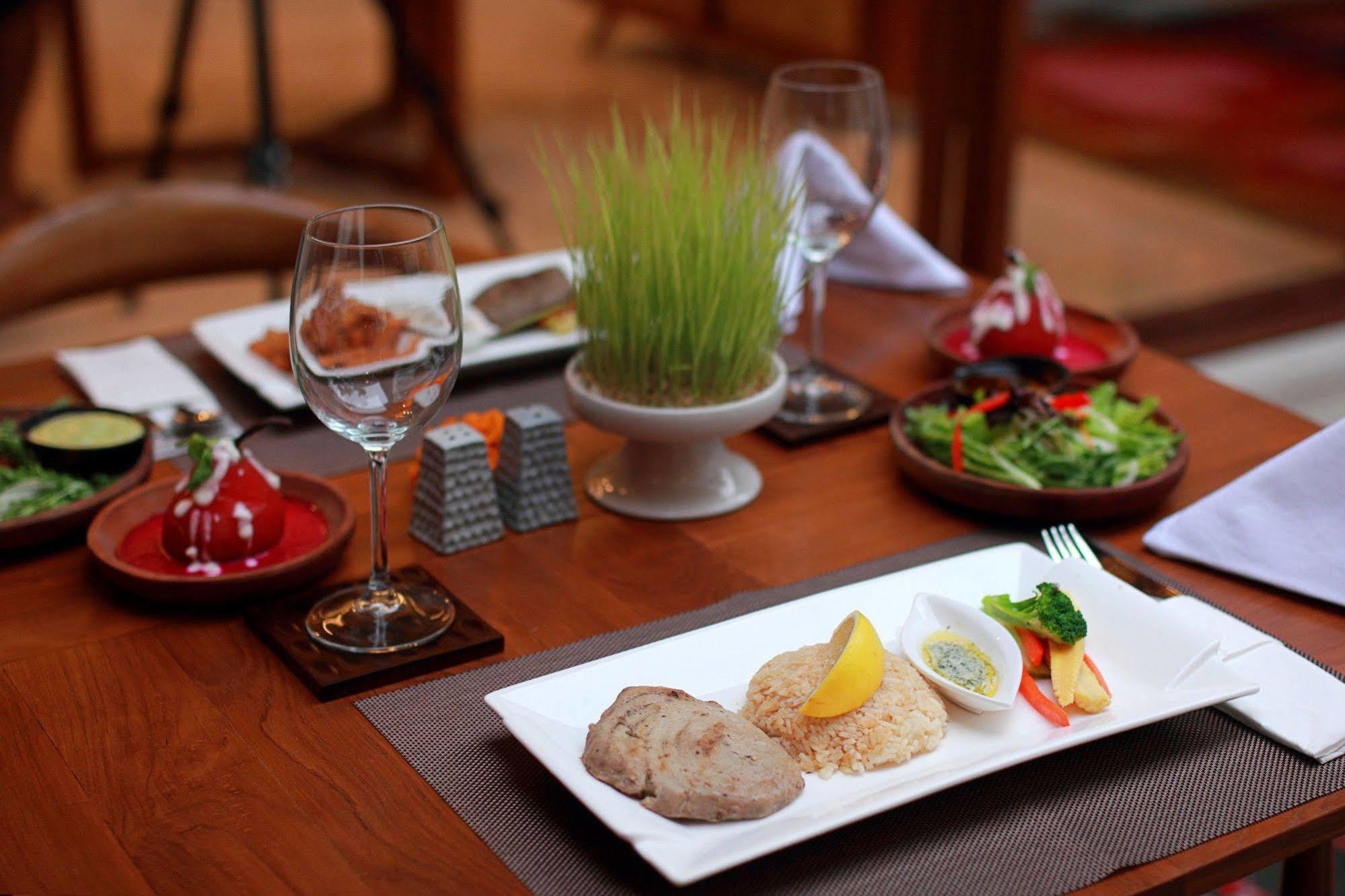 Hotel Aksari 3*