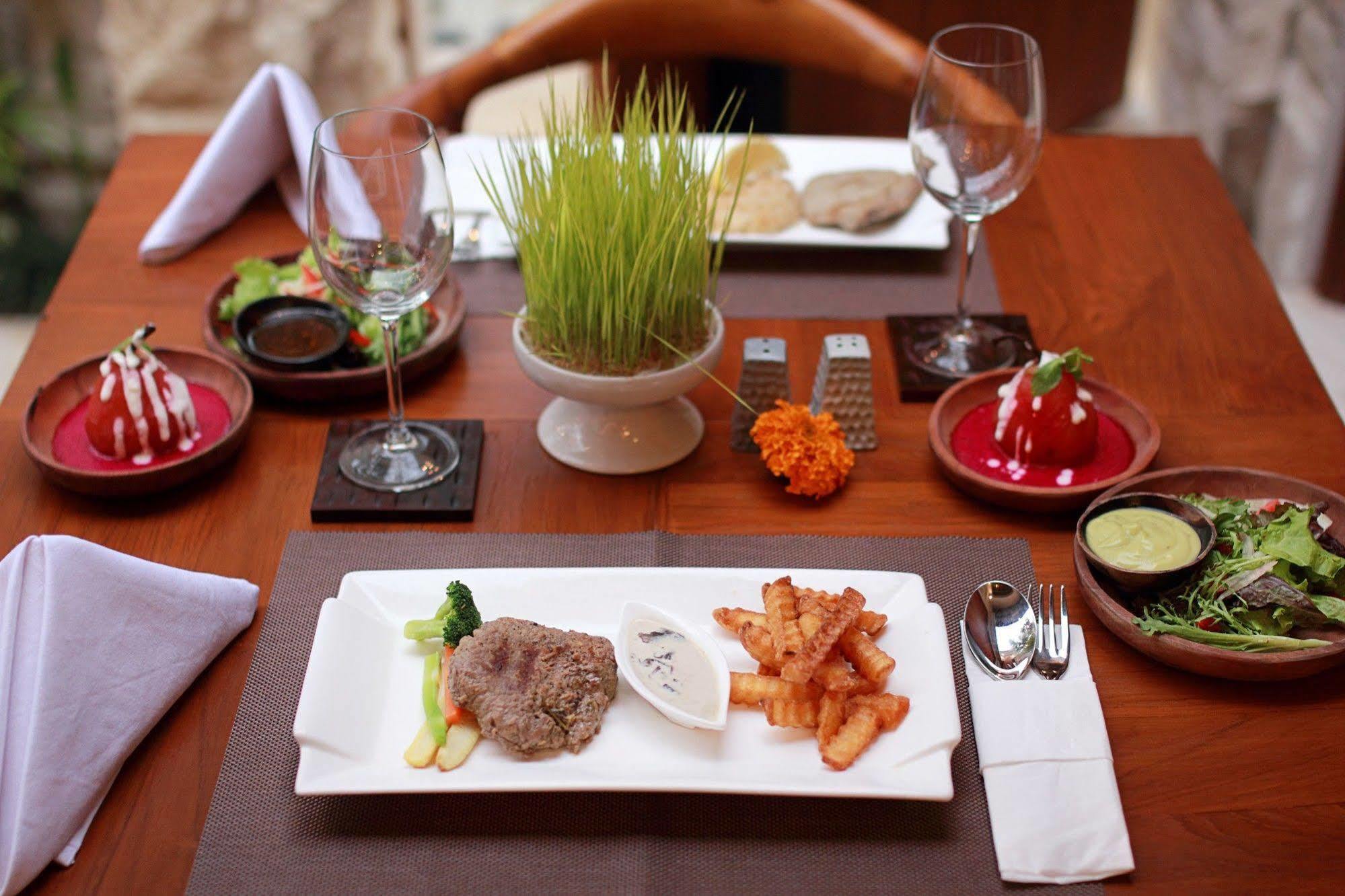 Aksari Hotel Seminyak (Bali)