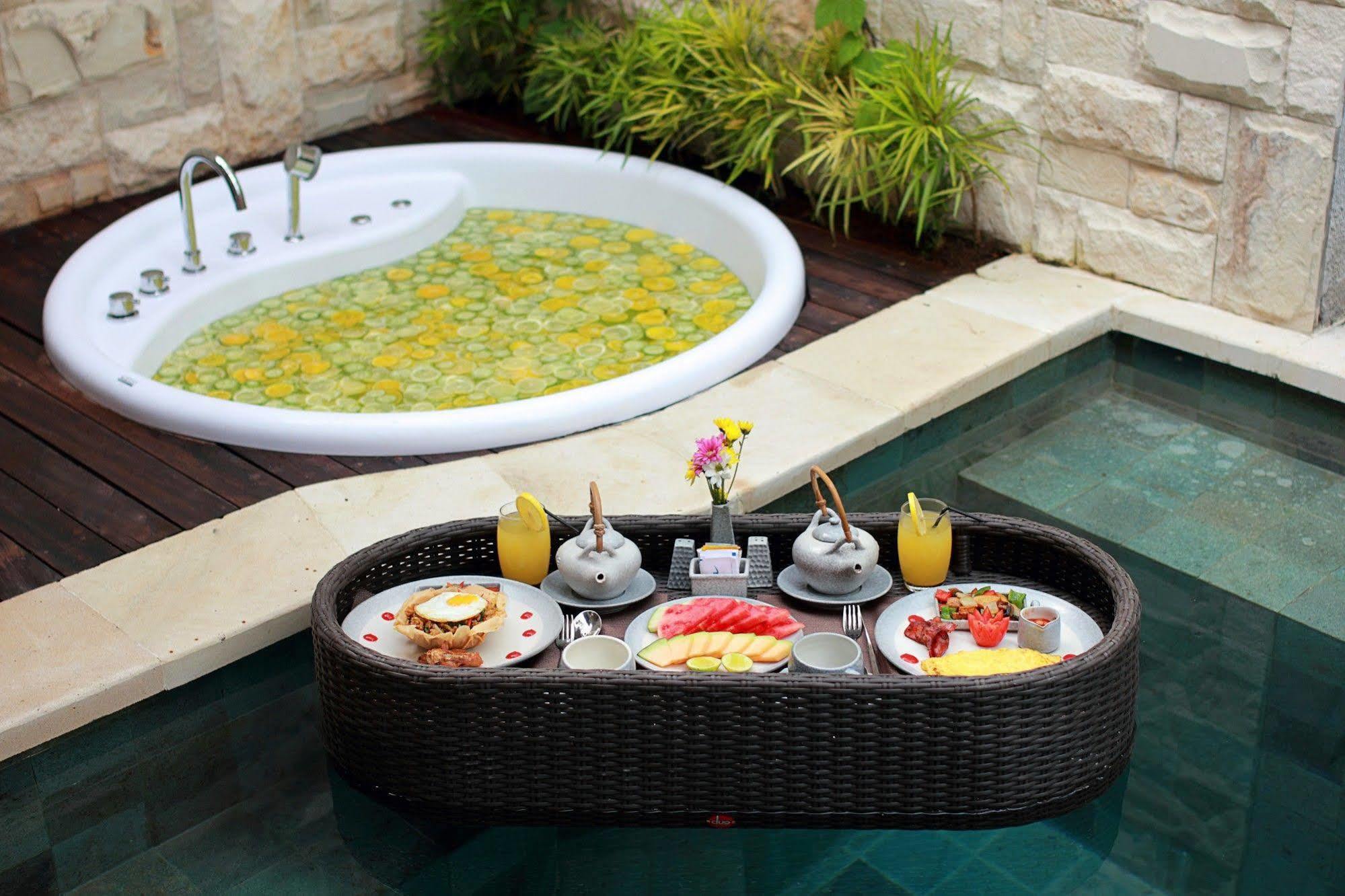 Aksari Hotel