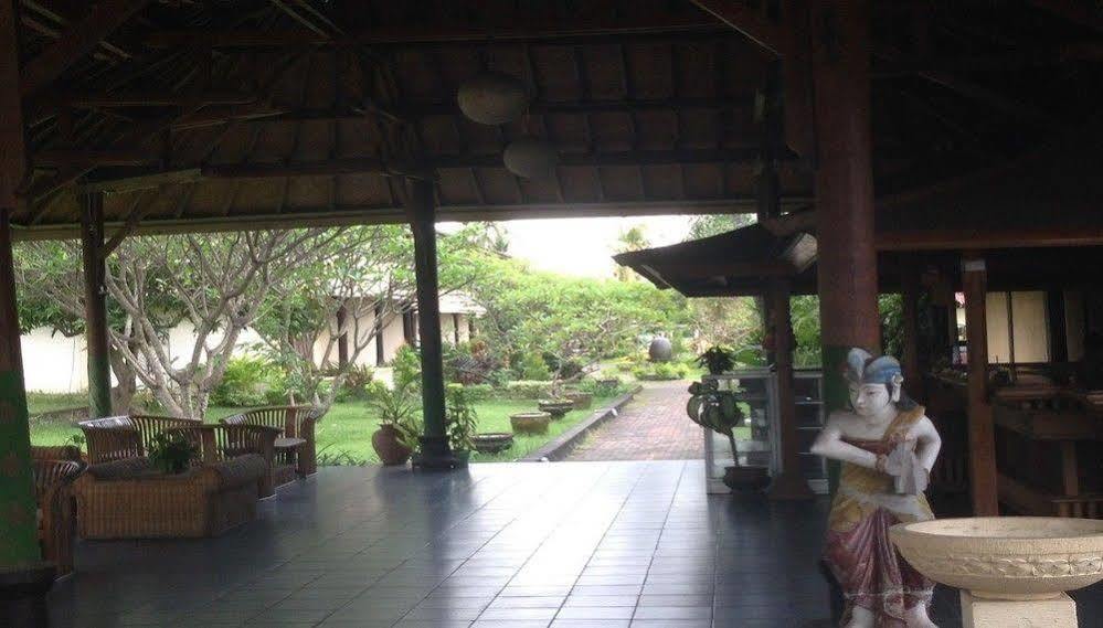 Brits Lovina (Bali)
