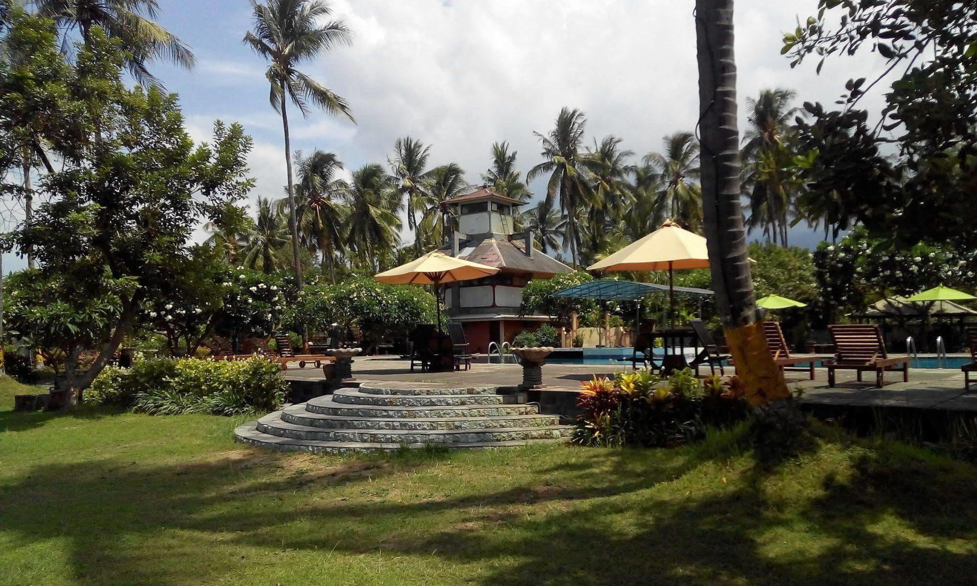 Brits Hotel Lovina (Bali)