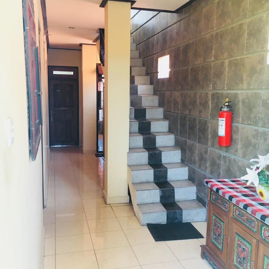 Padangbai Inn *