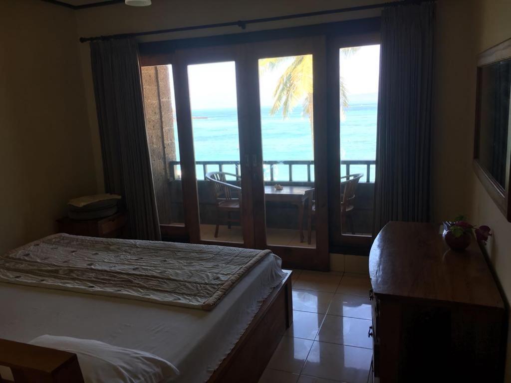 Padangbai Inn