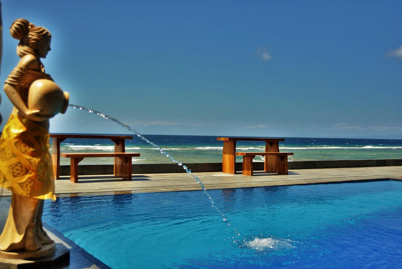 Pradana Beach Luxury Hotel 4*