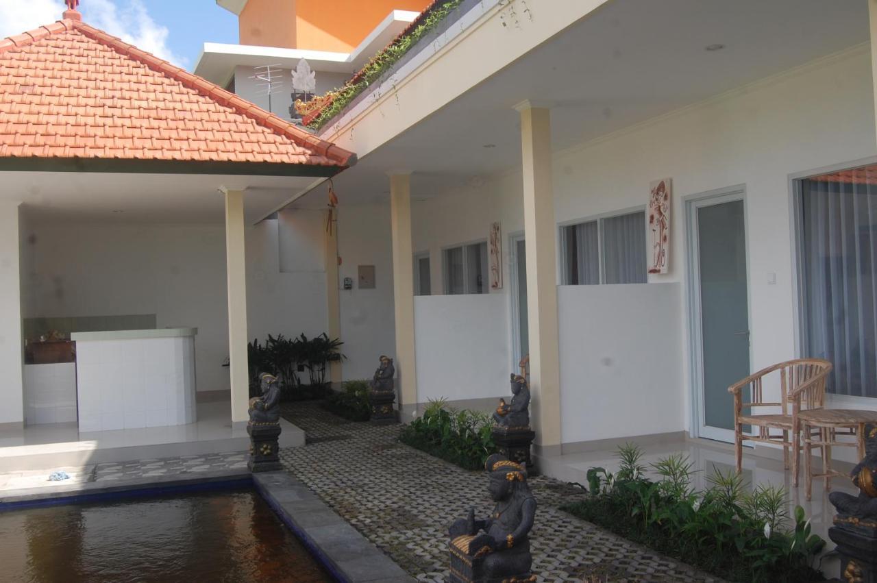 Wooden Paradise Tempat Tidur & Sarapan 3*
