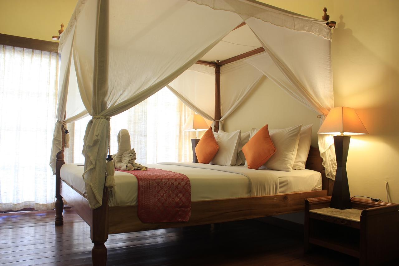 Resort Diwangkara & 3*