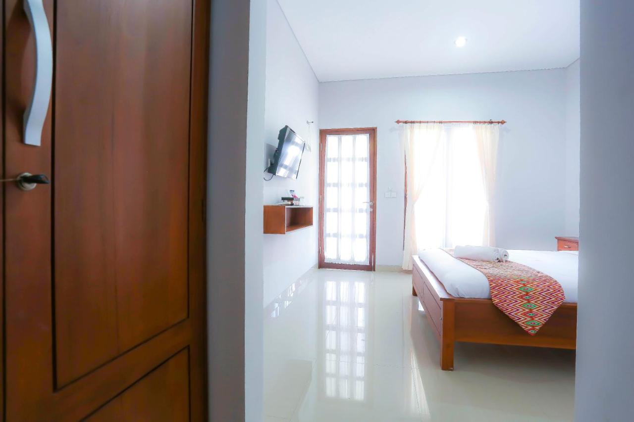 D'padang Homestay *