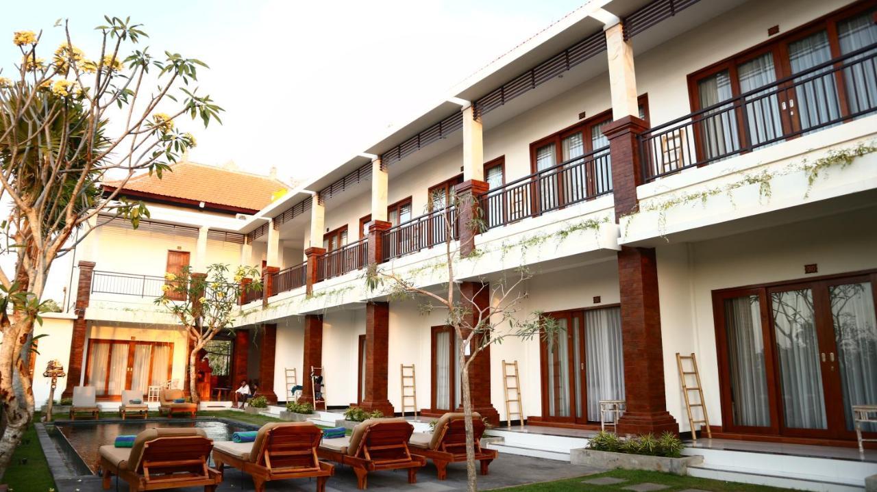 Seno & Cafe Guest house
