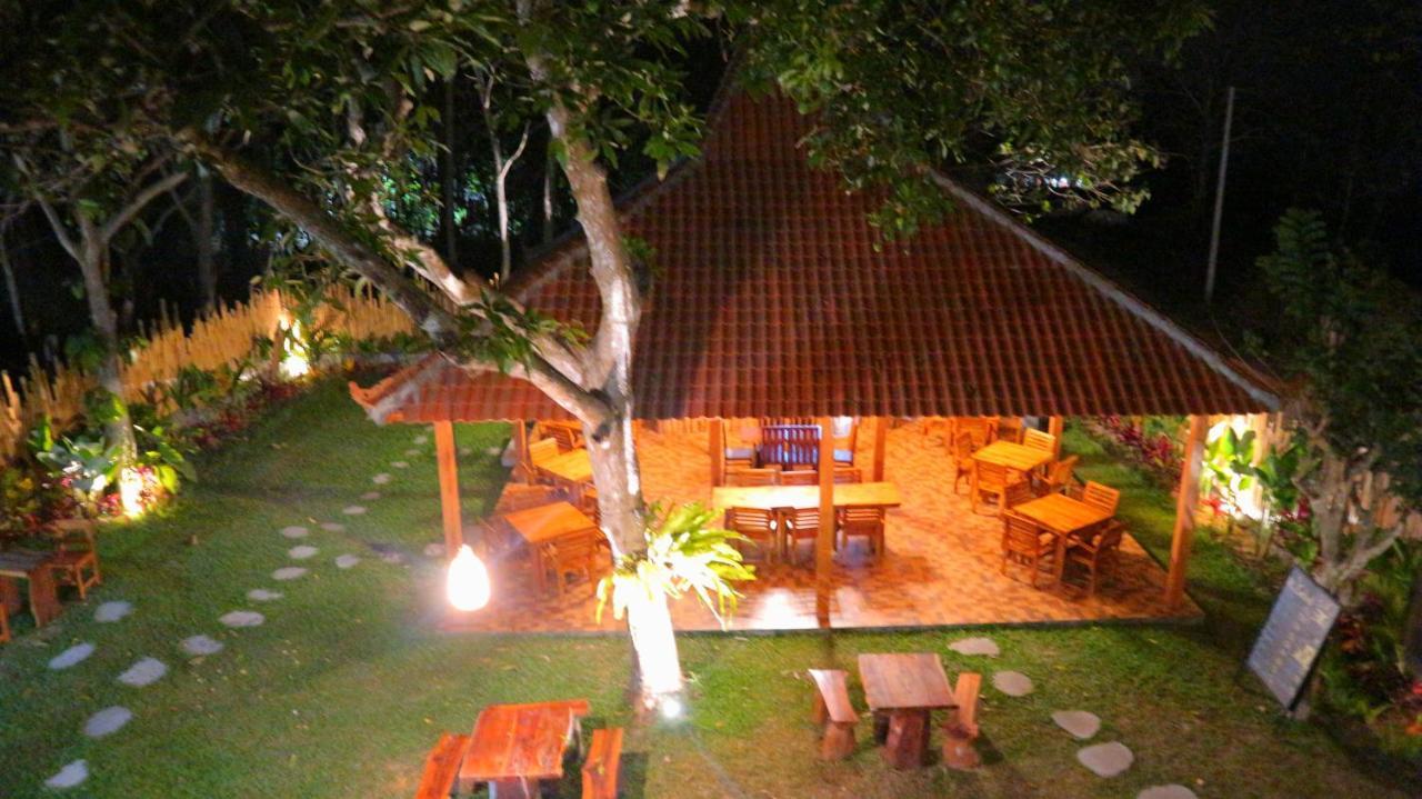 Seno & Cafe Guest house
