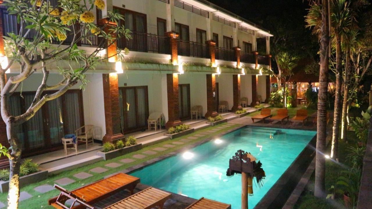 Seno & Cafe Uluwatu (Bali)