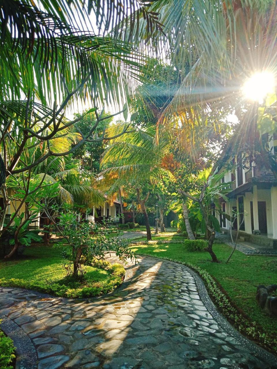 Rini Hotel 3*