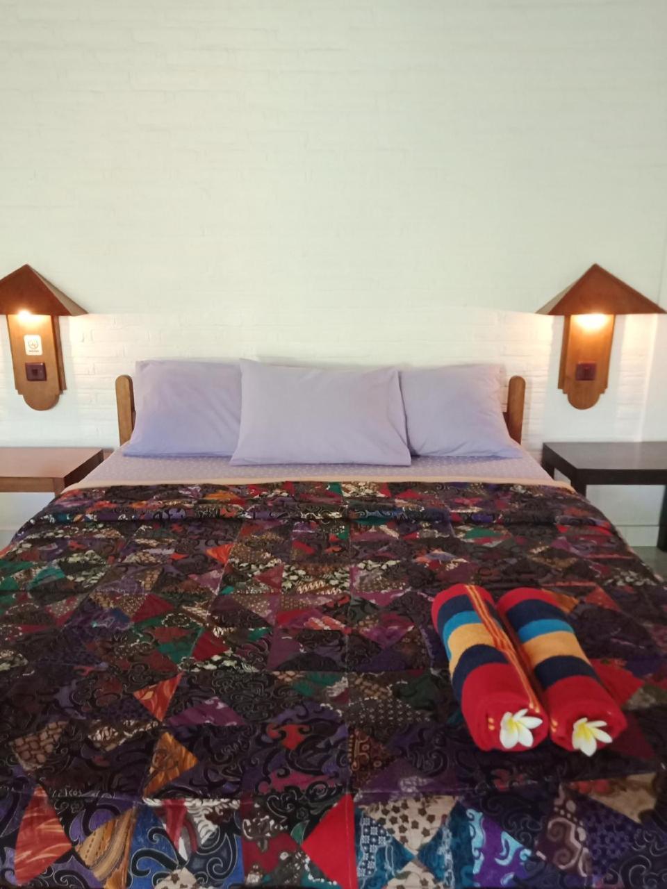 Rini Hotel Lovina (Bali)