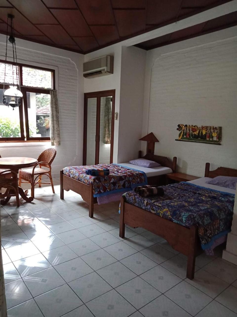 Hotel Rini Lovina (Bali)