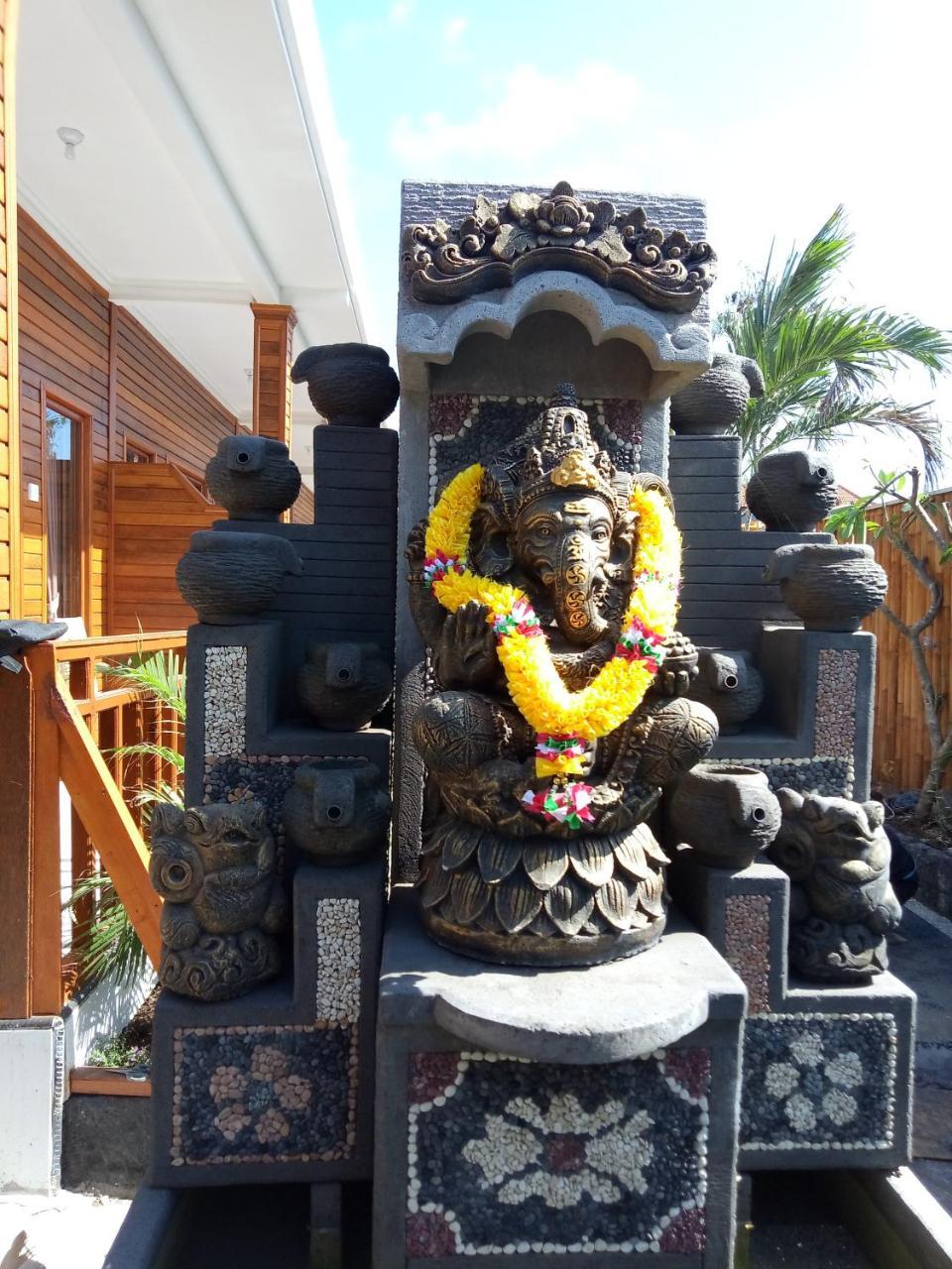 Auora Guest house *