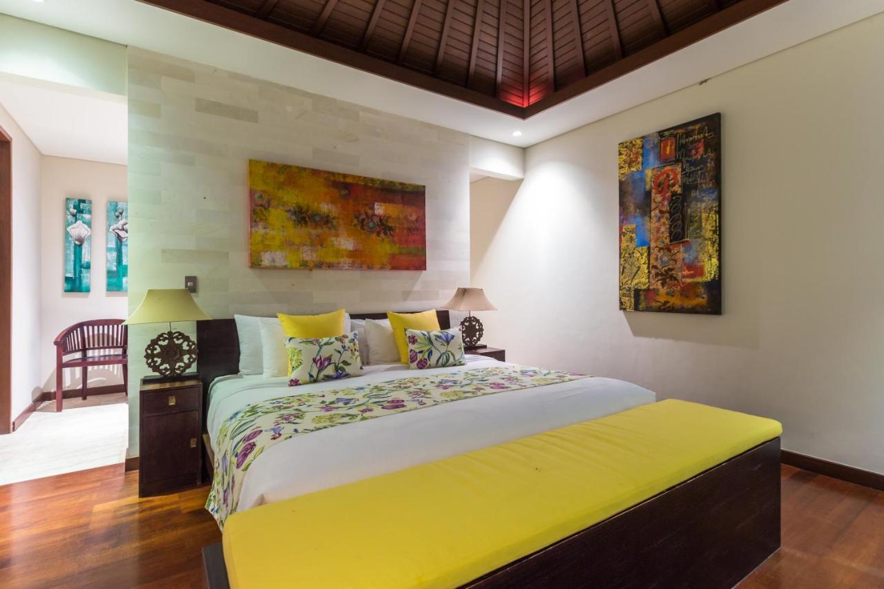 Kejora Beachfront Villa *