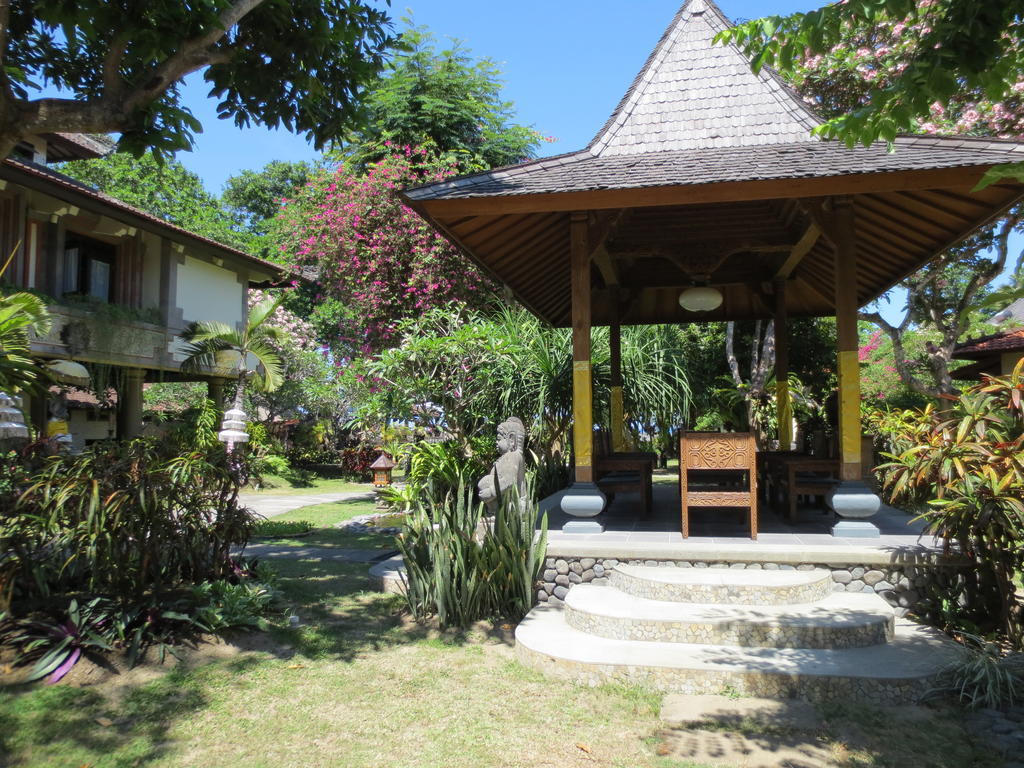 Hotel Besakih Beach 3*