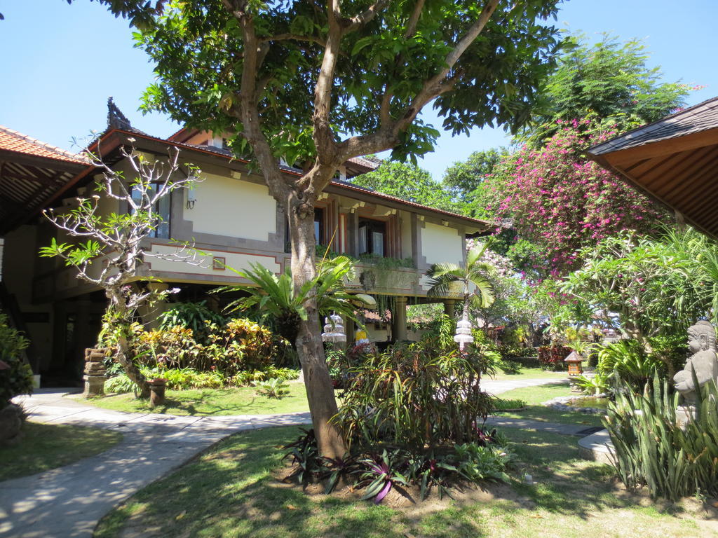 Besakih Beach
