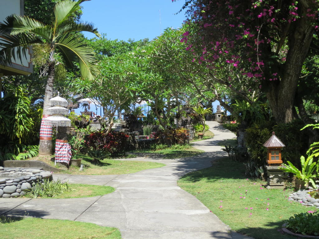 Hotel Besakih Beach