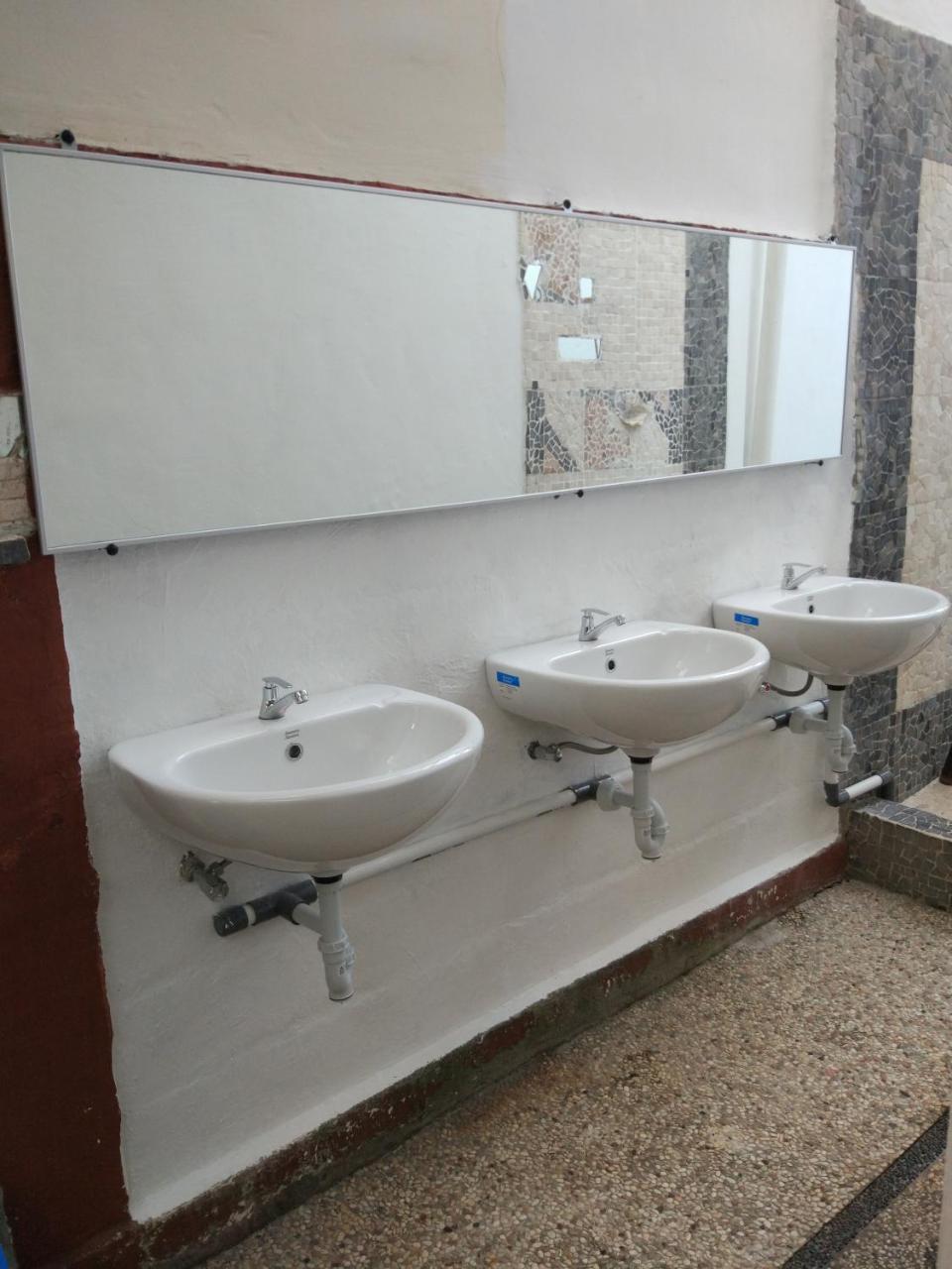 Hostel Karma Backpacker House *