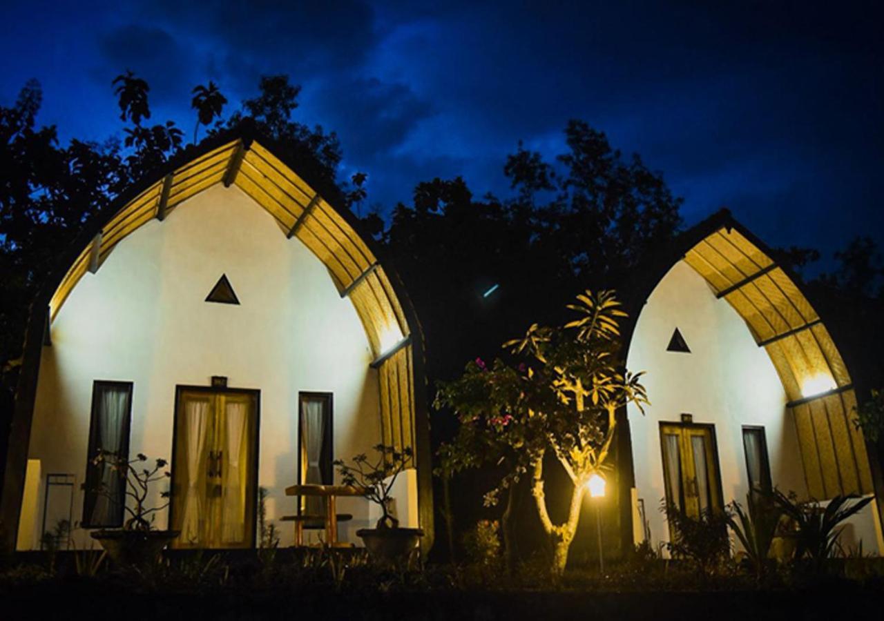 Penginapan Sebrang Hills Toyapakeh