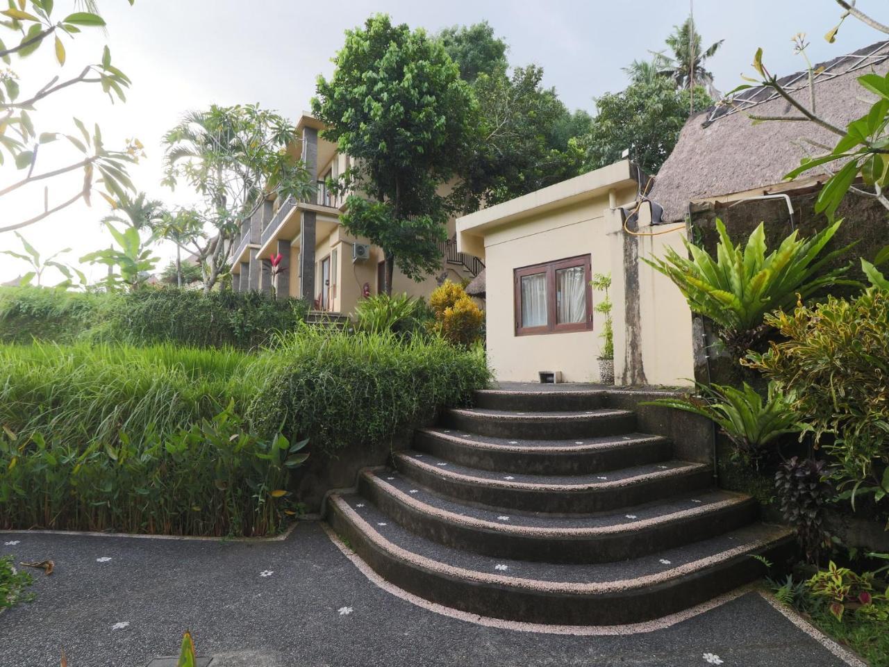 Hotel Biyukukung & 4*