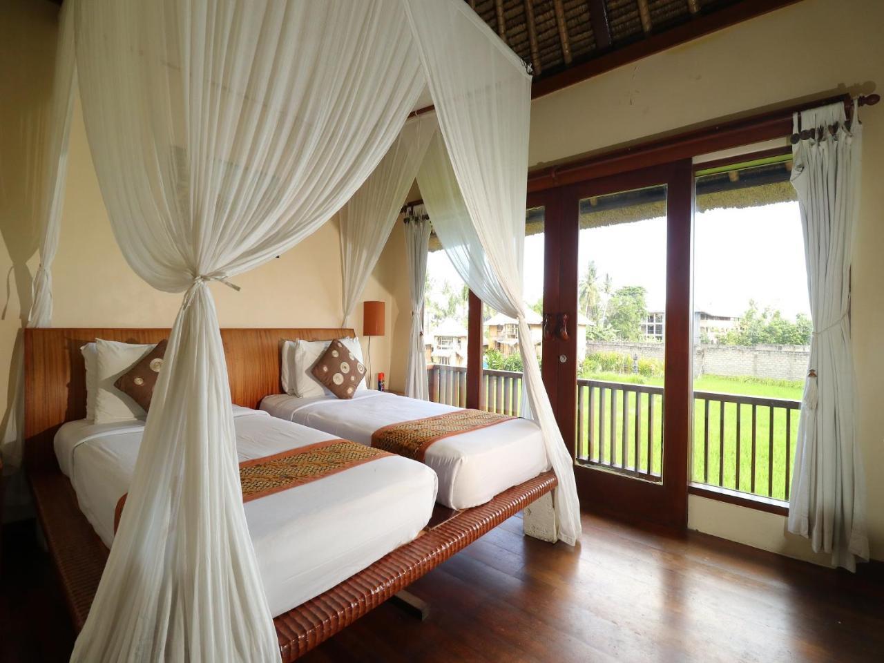 Hotel Biyukukung & 4*