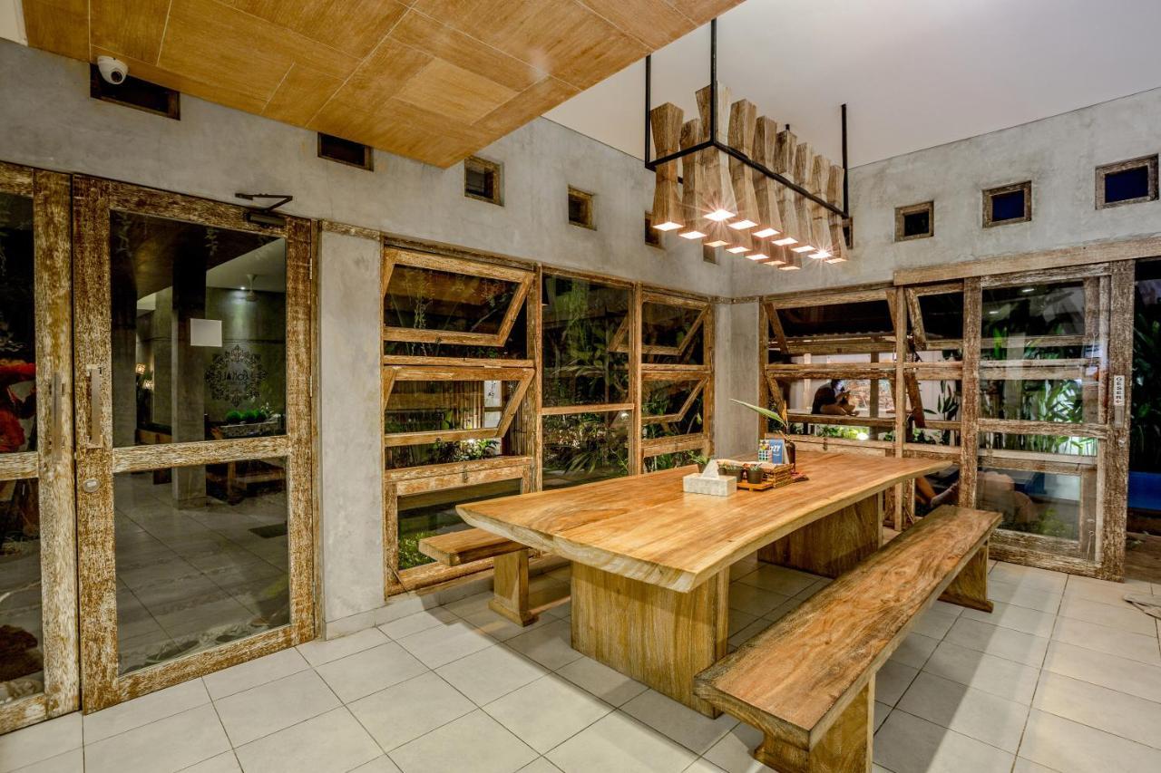 Lokal Bali * Kuta (Bali)