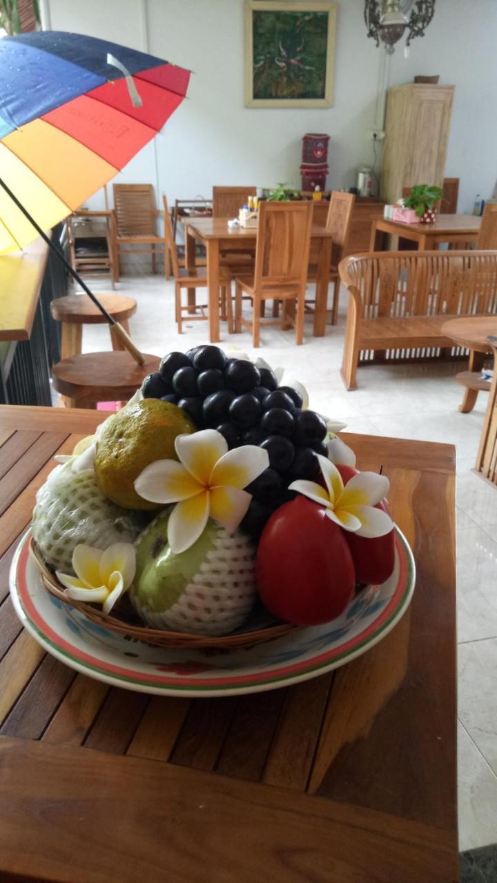Pujihouse One Homestay Legian (Bali)