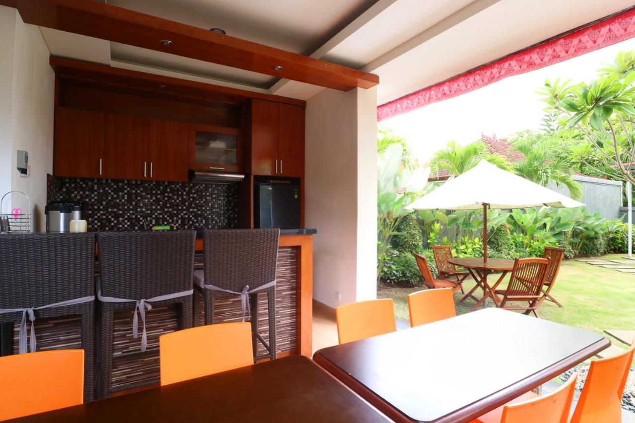 The Umah Pandawa And Uluwatu (Bali)