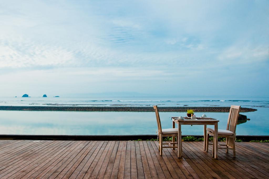 D'tunjung & Holiday park 4*