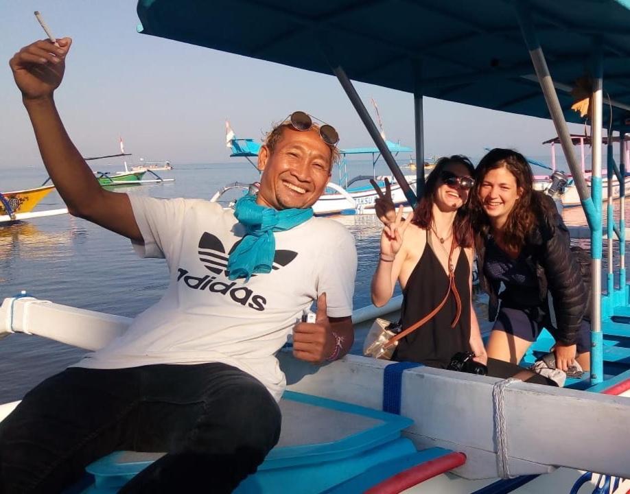 Hostel Apollo Lovina (Bali)