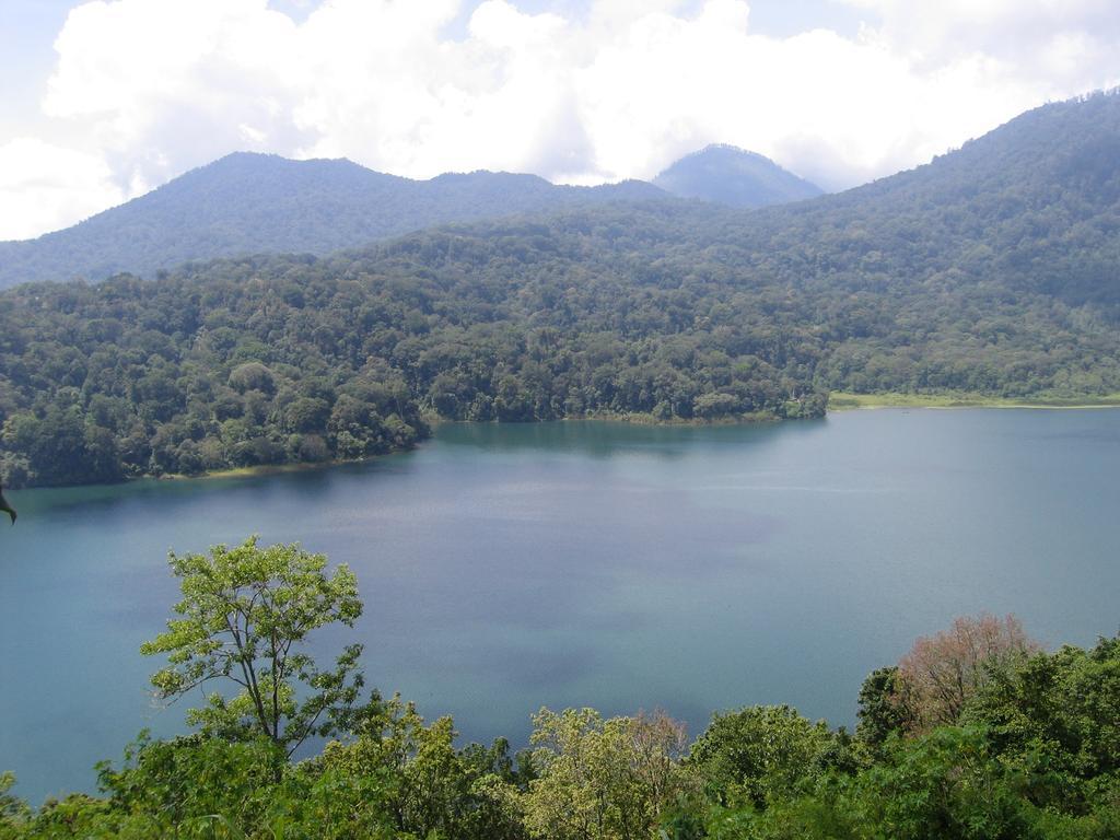 Resort Banyualit 'n 3*