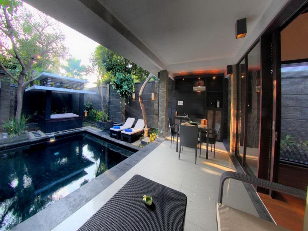 Villa Gino Feruci By Kagum *