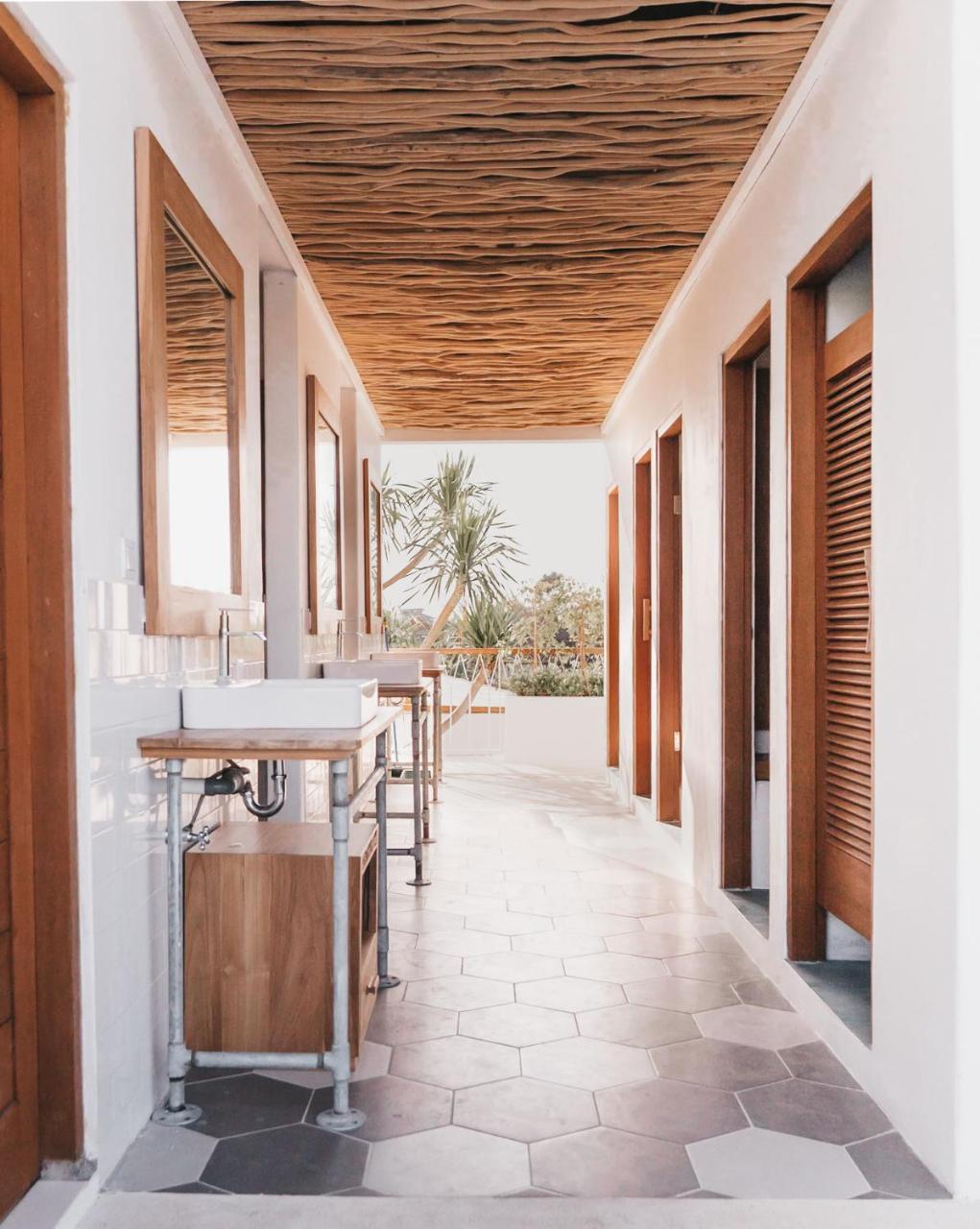 Kos One Hostel Canggu (Bali)