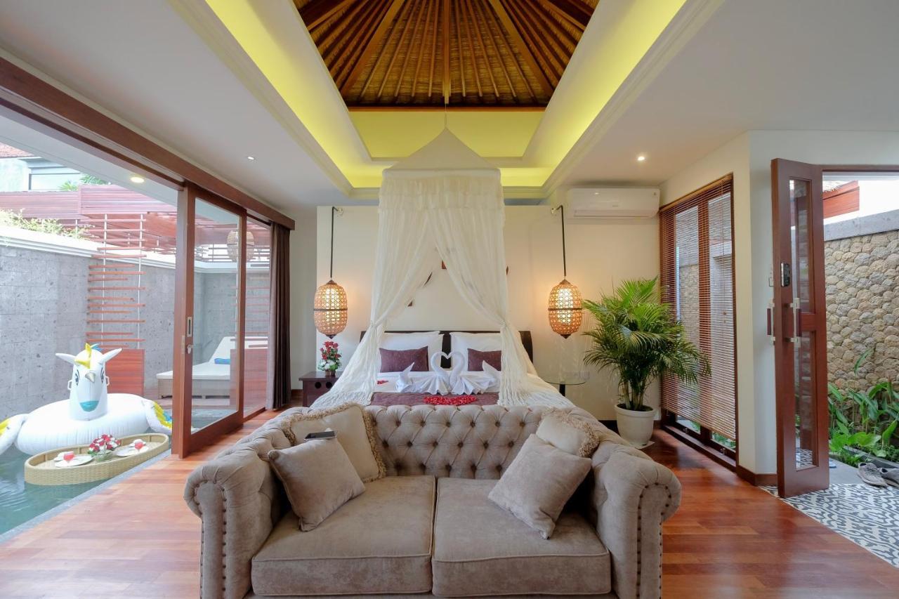 Bougainville * Seminyak (Bali)