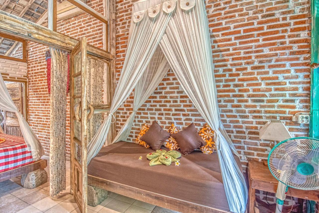 Santhiku & Tempat Tidur & Sarapan
