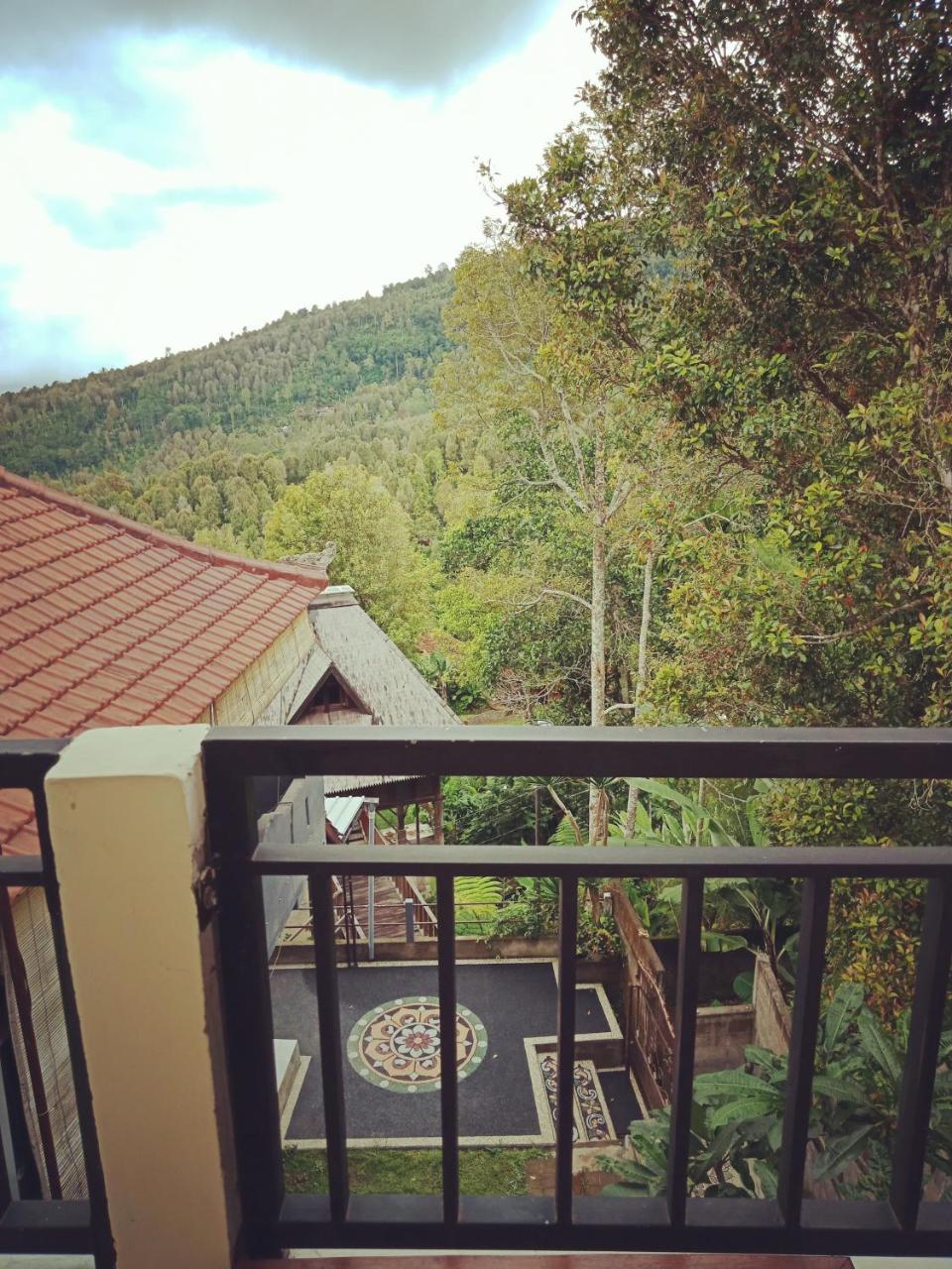 Guest house Adila Warung And