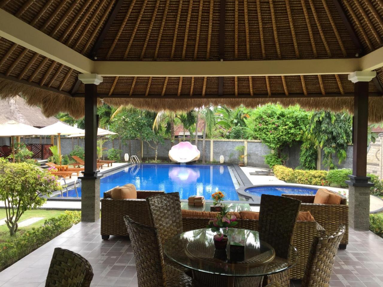 Mutiara Bali Taman liburan Candi Dasa (Bali)