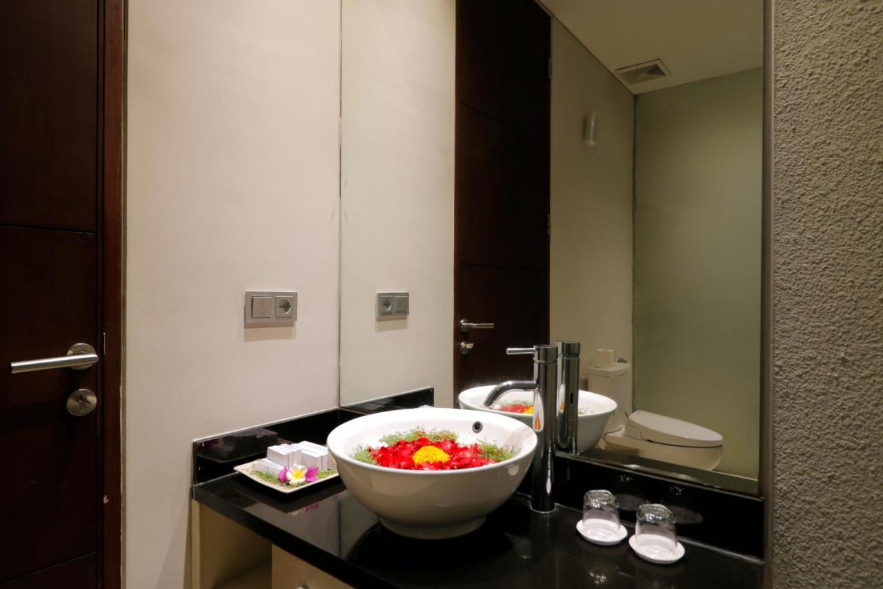 Sudha Bali Baik-baik Seminyak (Bali)