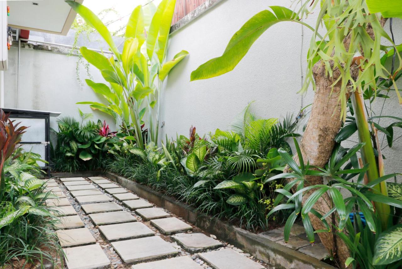 Sudha Bali Baik-baik Seminyak (Bali)