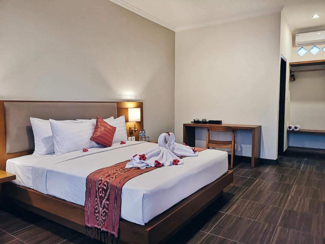 Hotel Perissos Echo